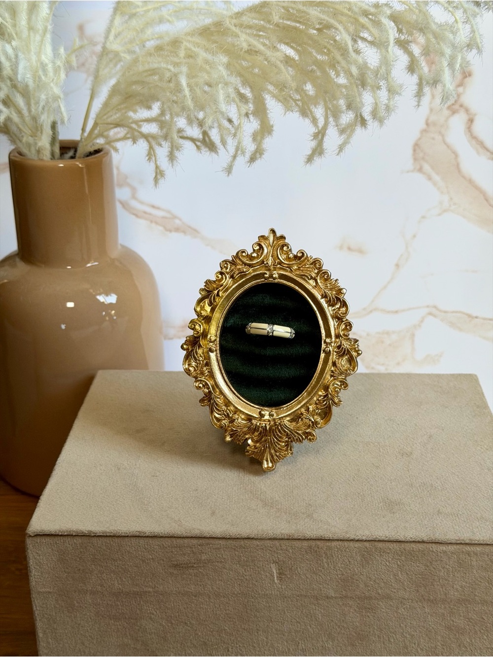 Lauren G Adams Ivory Enamel Crystal Band Ring Size 8 Silver Tone